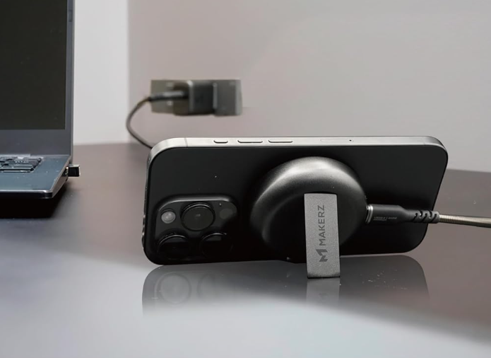 スマートフォンとの使用イメージ